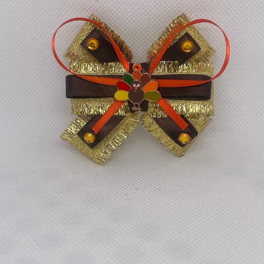 Thanksgiving turkey bow